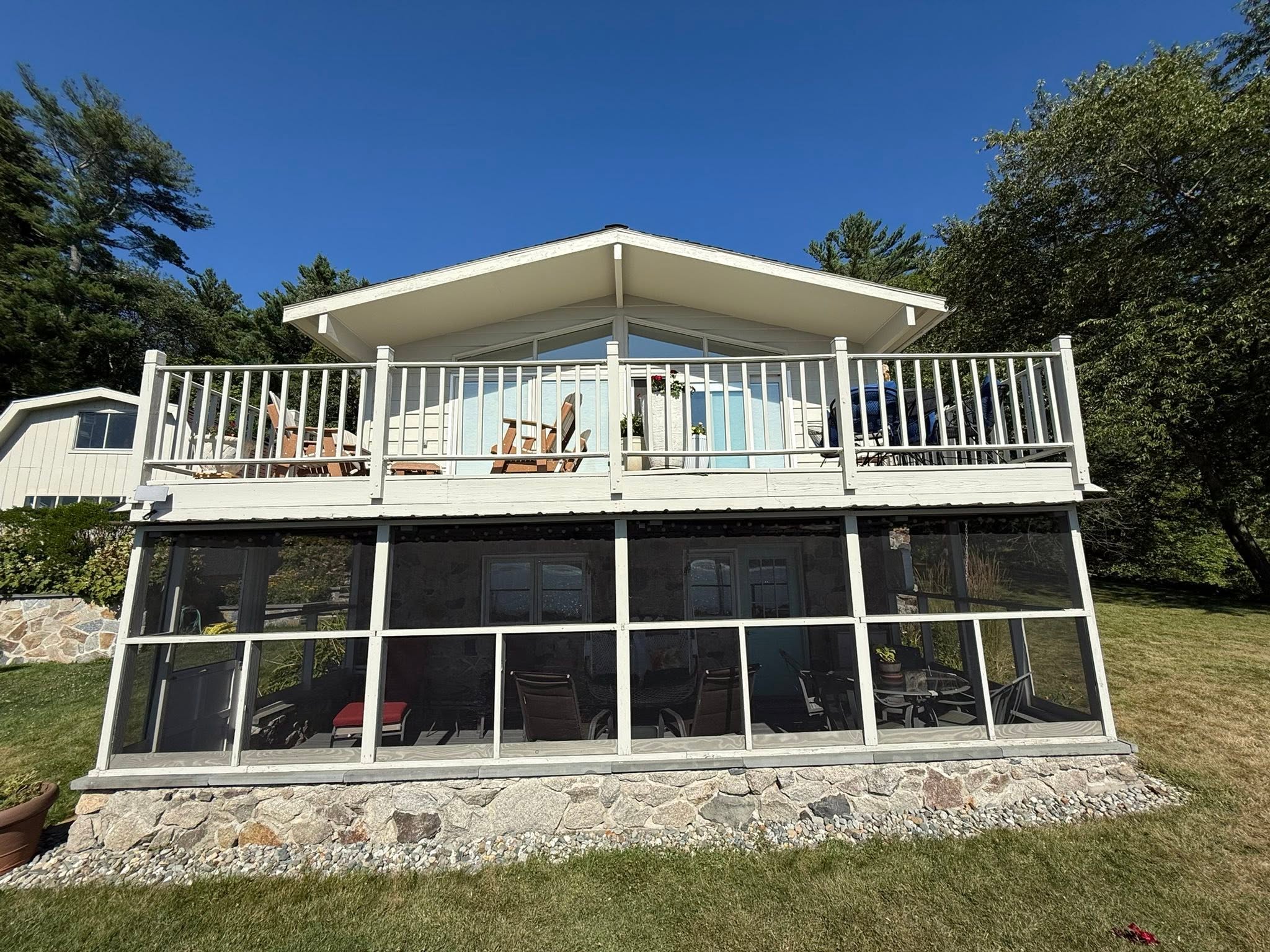 Home, Garage, Deck & Shed — Benjamin Moore Aura, Eliot, ME — photo 5