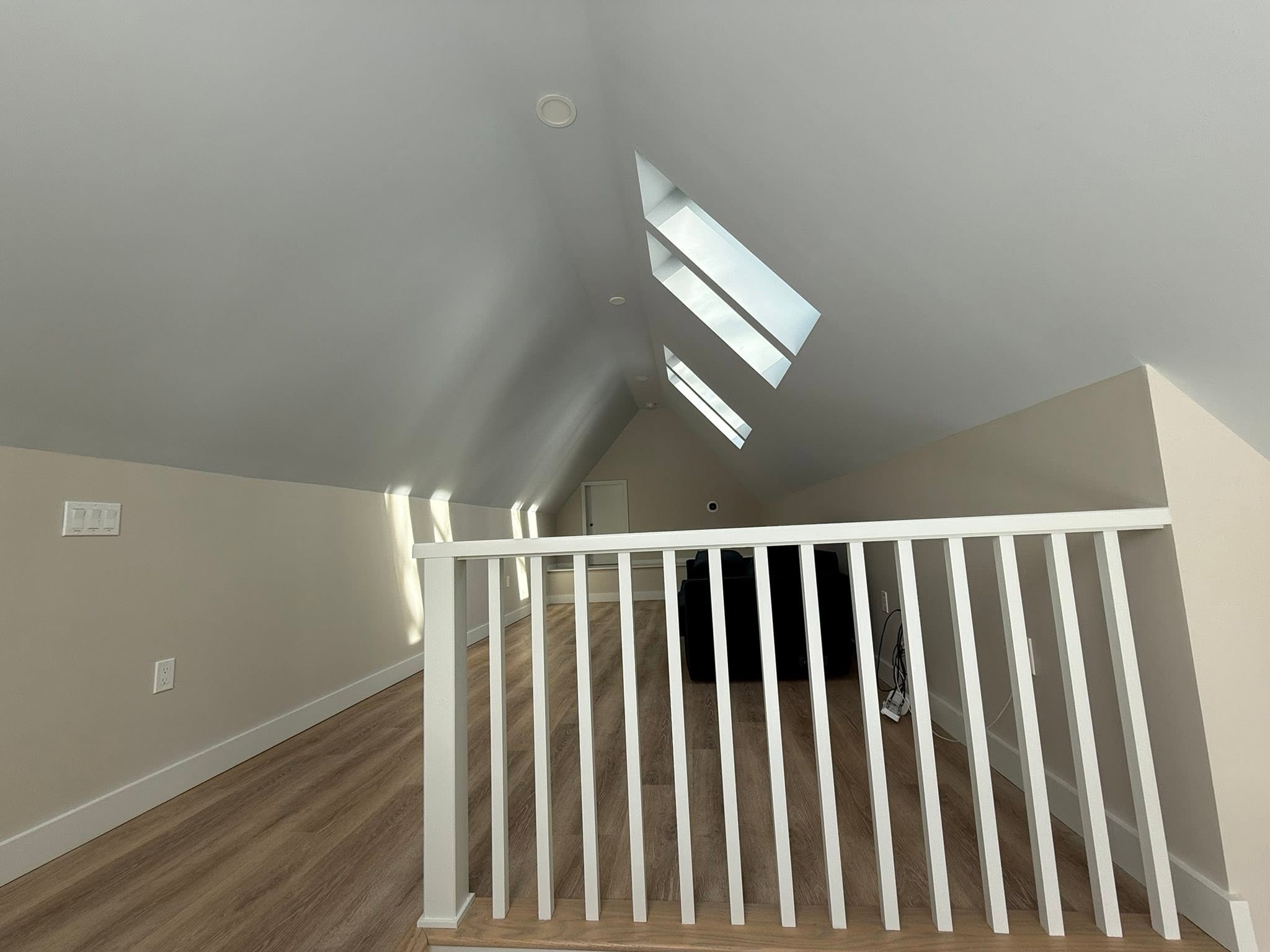 Complete Interior Repaint — photo 4