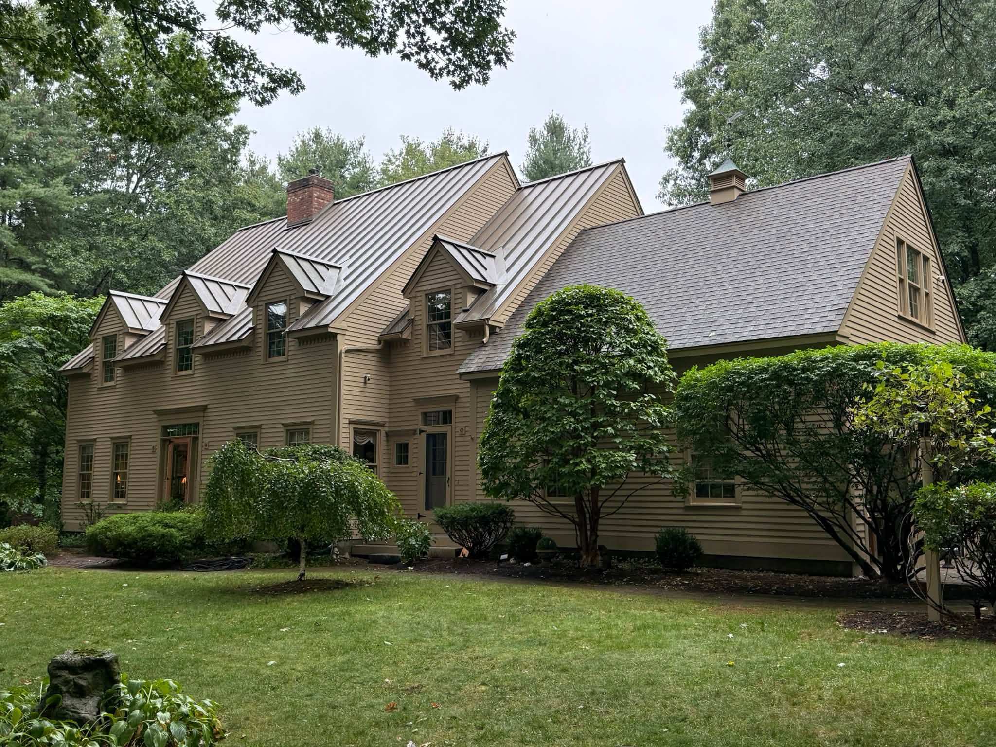 Modern Colonial Color Change — Body & Trim Stain, Doors & Wood Windows — Hampton Falls, NH