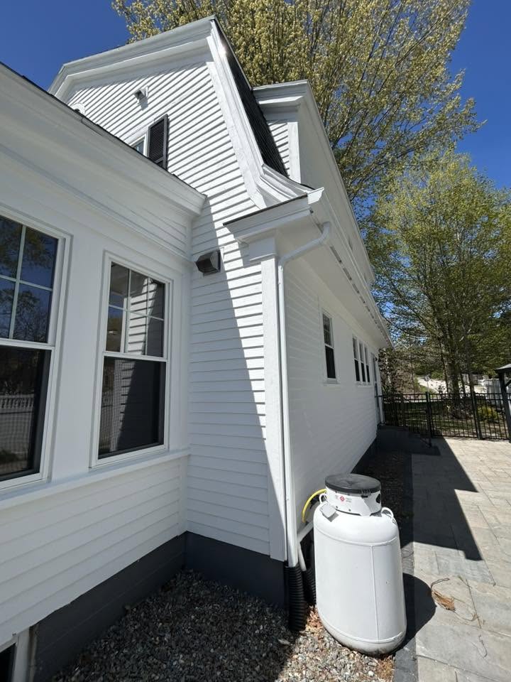 Complete Home & Garage — Trim, Siding & Door Paint, Hampton Falls, NH — photo 4