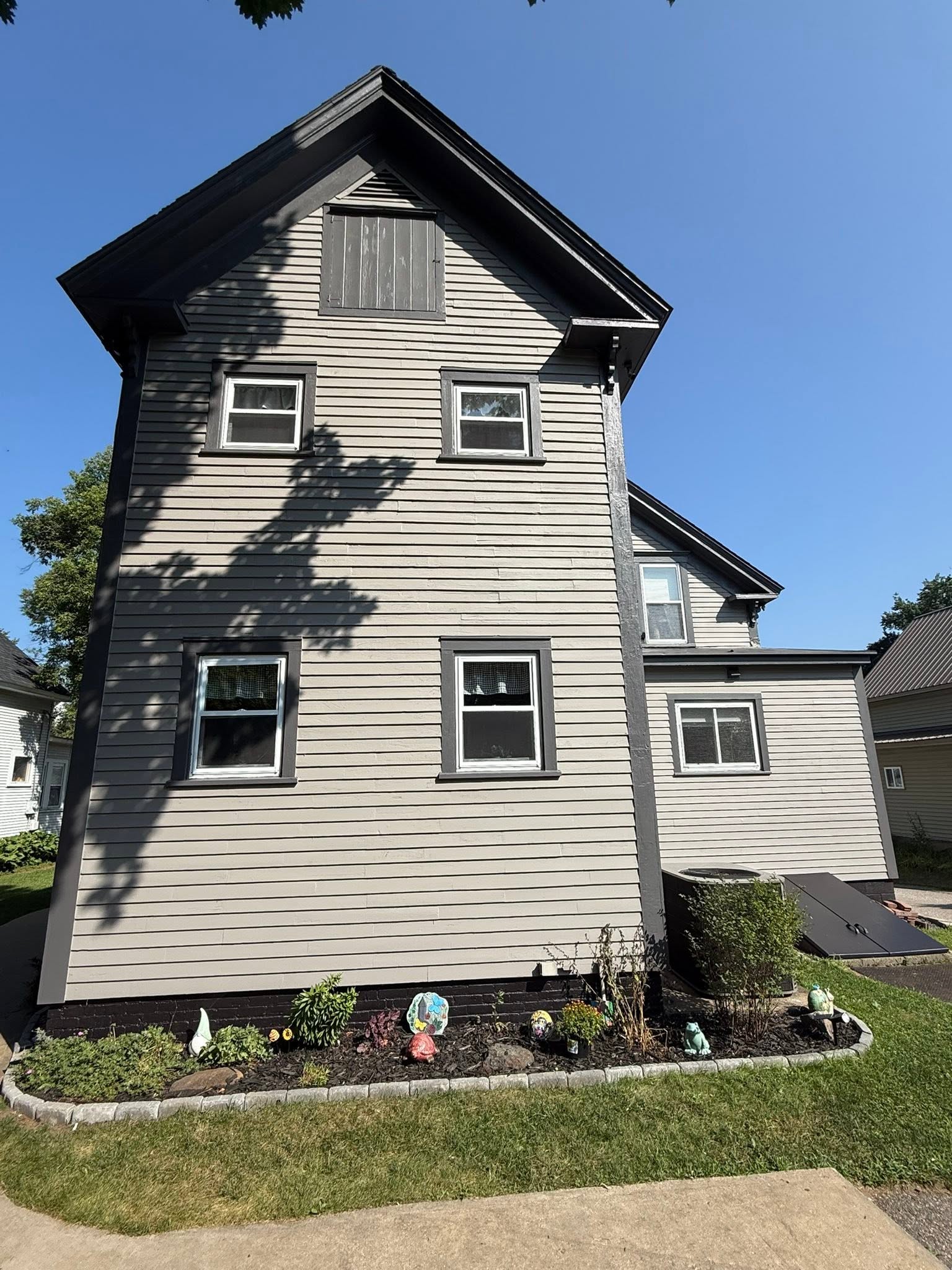 Modern Victorian Color Collaboration — Laconia, NH — photo 3