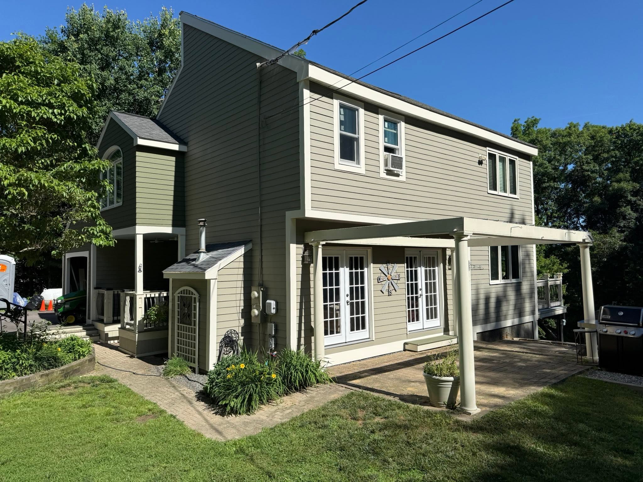 James Hardie Siding & Azek Trim Repaint — Merrimack, NH