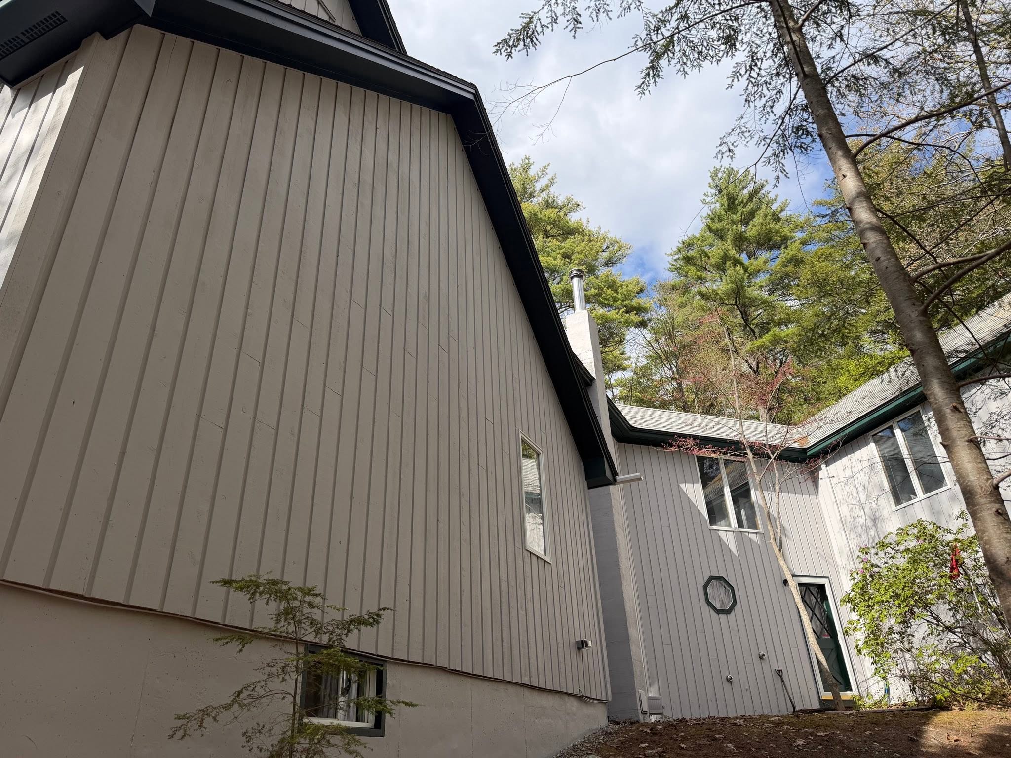 Full House Exterior, Water Well & Shed Paint — photo 10