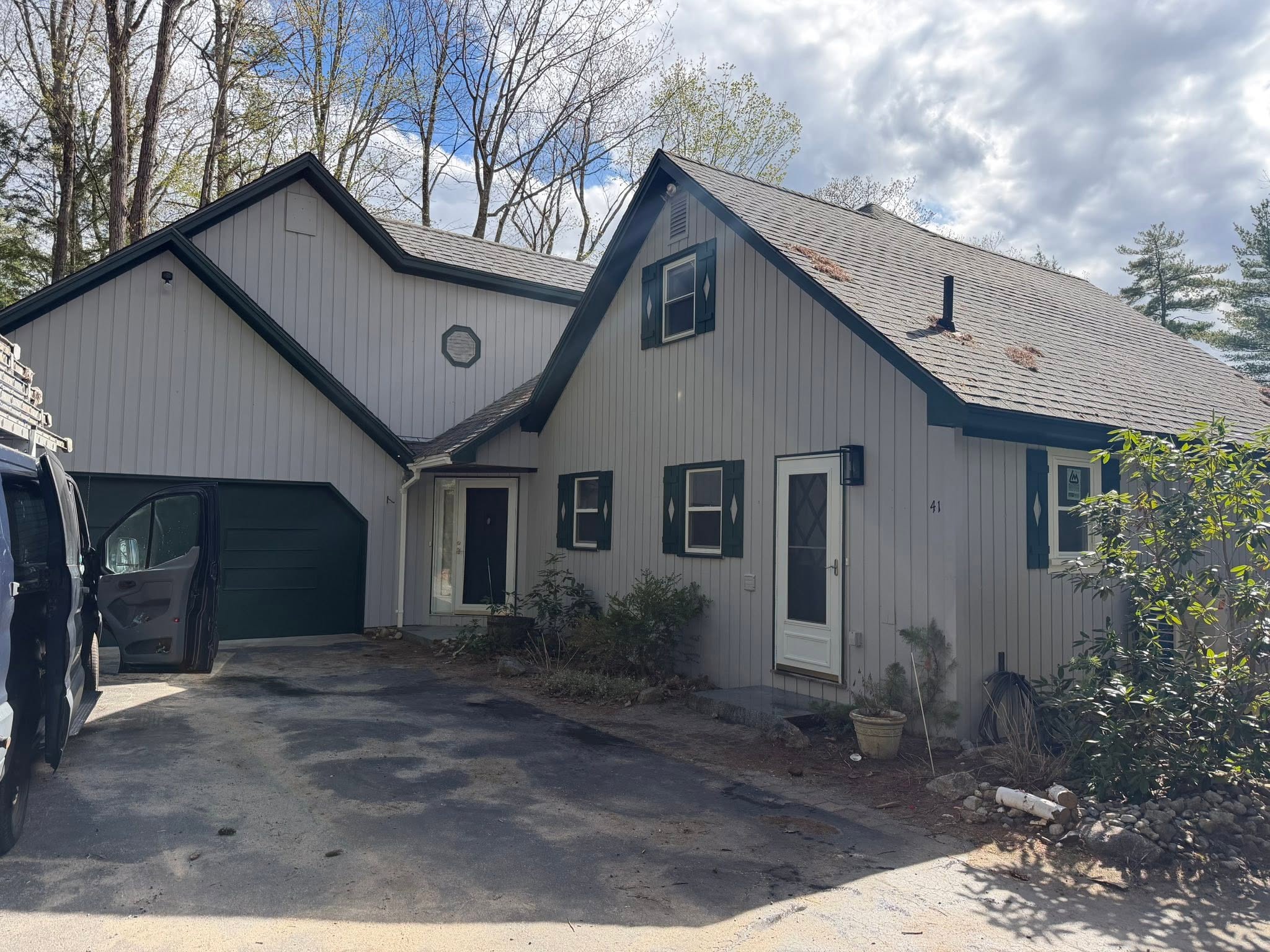 Full House Exterior, Water Well & Shed Paint — photo 1