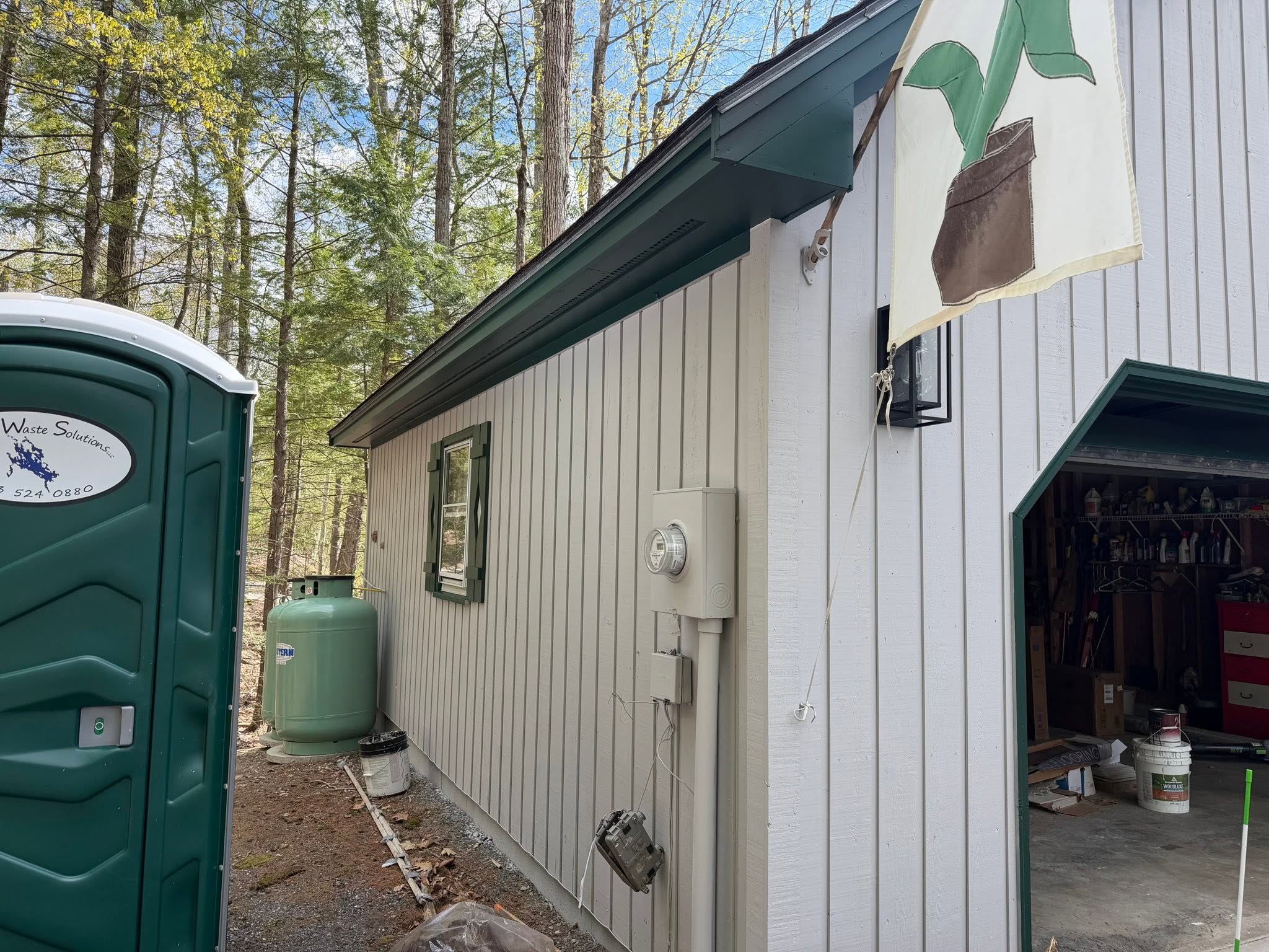 Full House Exterior, Water Well & Shed Paint — photo 8
