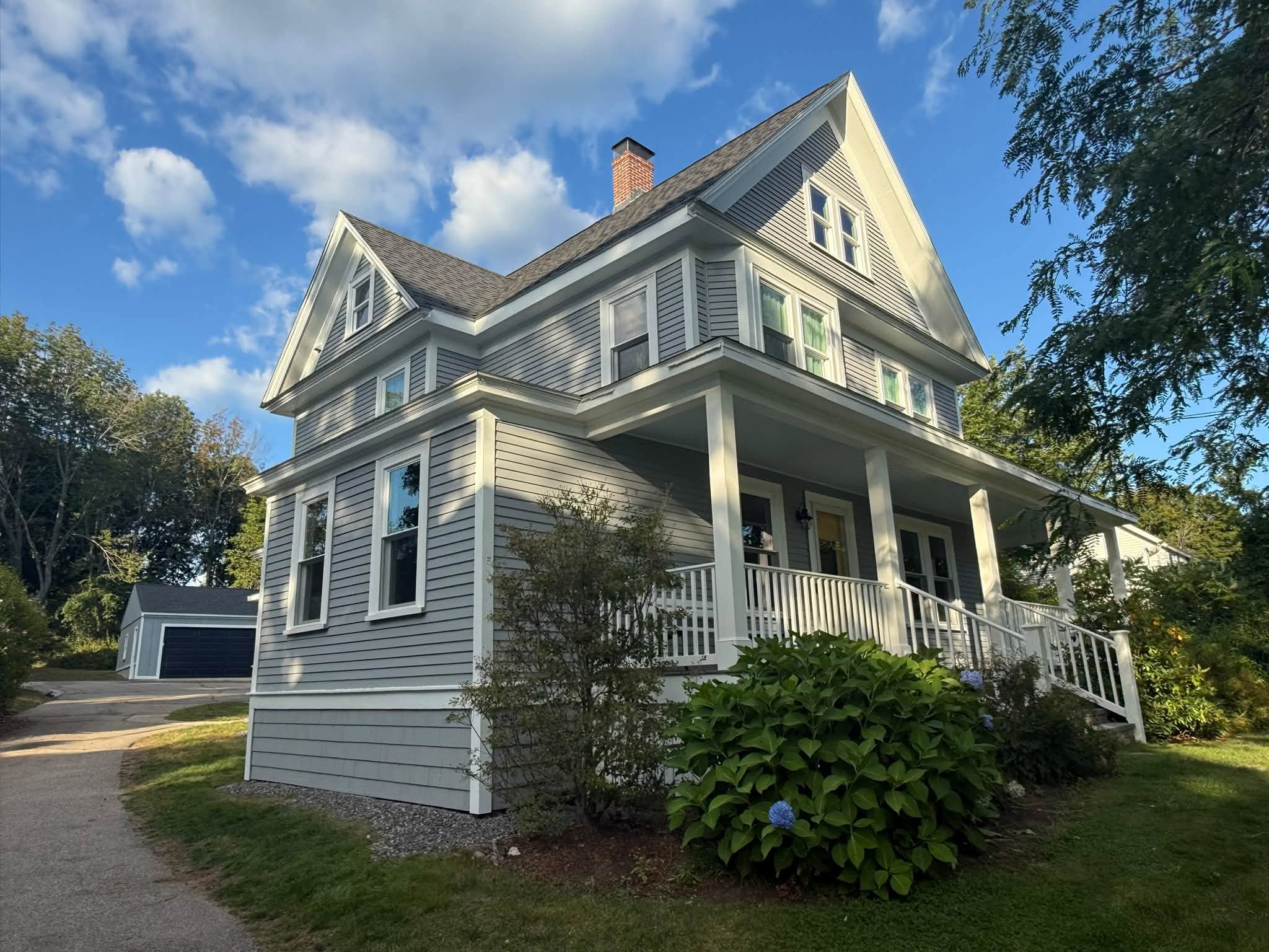 126-Year-Old Home — Lead-Paint Restoration & Full Color Change — York, ME